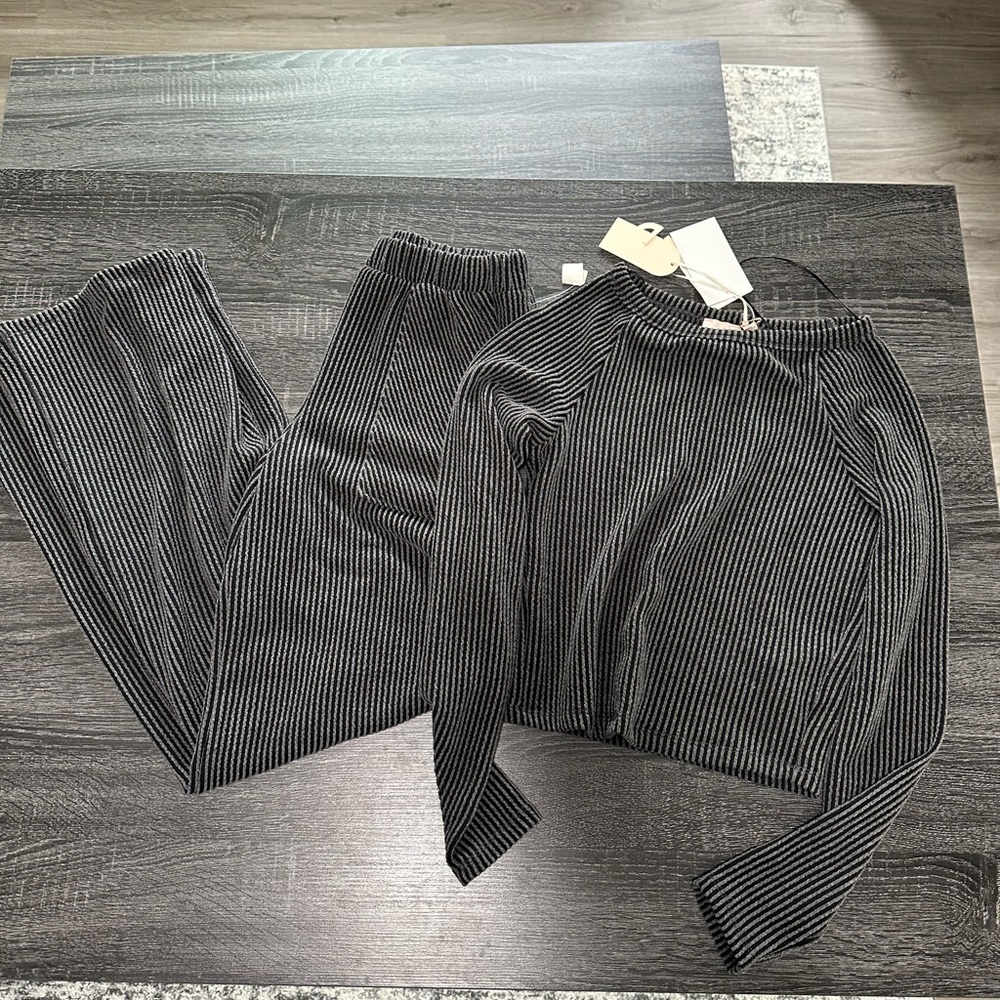 LG Black Ribbed Two-Piece Set with Silver Pinstripes